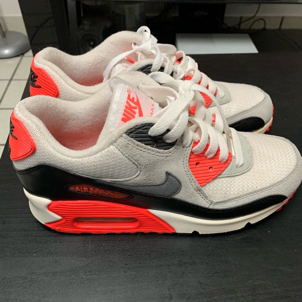 Air max 90 infrared. 6.5 kids/8 women’s